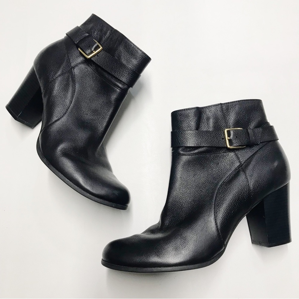 Cole Haan Ankle Boots Booties Womens 10.5 Black Leather Heeled Buckle Side Zip
